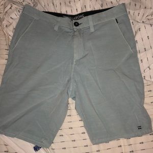 Size 30 Billabong shorts